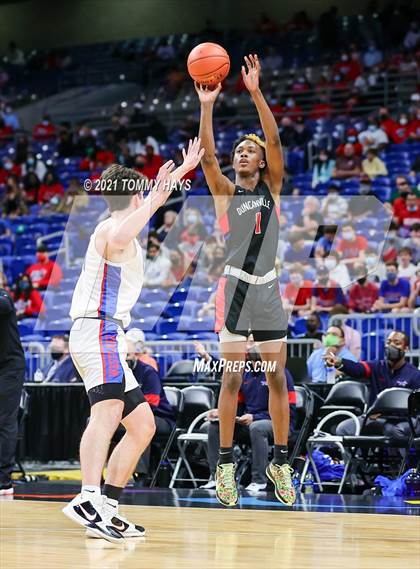 Thumbnail 1 in Westlake vs. Duncanville (UIL Class 6A Final) photogallery.