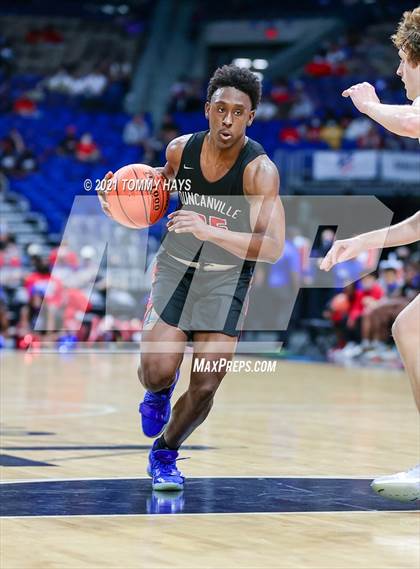Thumbnail 3 in Westlake vs. Duncanville (UIL Class 6A Final) photogallery.