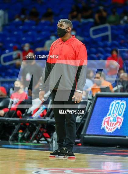 Thumbnail 2 in Westlake vs. Duncanville (UIL Class 6A Final) photogallery.