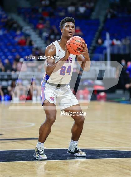 Thumbnail 1 in Westlake vs. Duncanville (UIL Class 6A Final) photogallery.