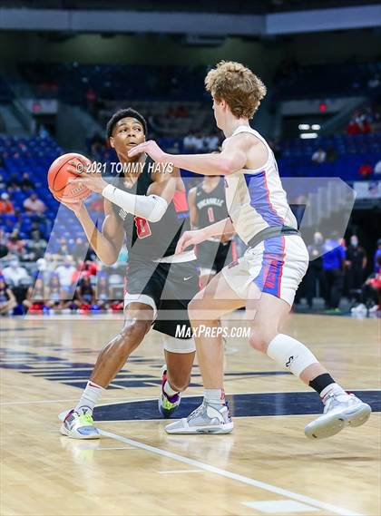 Thumbnail 3 in Westlake vs. Duncanville (UIL Class 6A Final) photogallery.