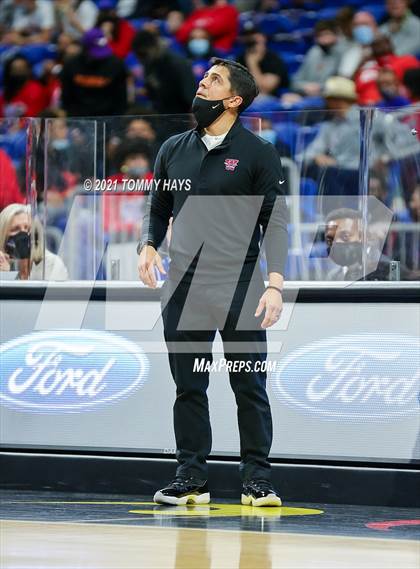 Thumbnail 2 in Westlake vs. Duncanville (UIL Class 6A Final) photogallery.