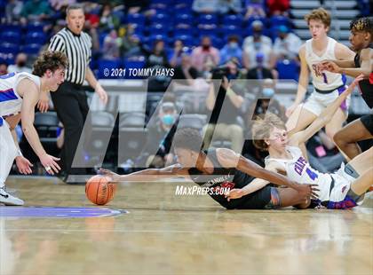 Thumbnail 1 in Westlake vs. Duncanville (UIL Class 6A Final) photogallery.