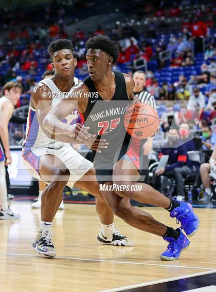 Thumbnail 3 in Westlake vs. Duncanville (UIL Class 6A Final) photogallery.