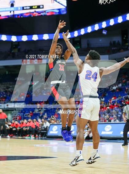 Thumbnail 3 in Westlake vs. Duncanville (UIL Class 6A Final) photogallery.