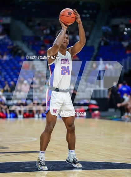Thumbnail 2 in Westlake vs. Duncanville (UIL Class 6A Final) photogallery.
