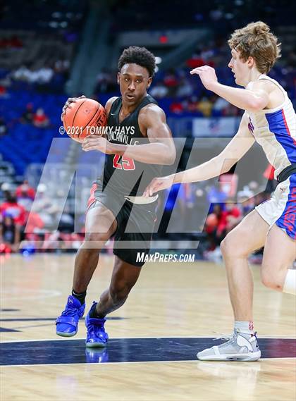 Thumbnail 1 in Westlake vs. Duncanville (UIL Class 6A Final) photogallery.