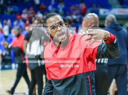 Thumbnail 3 in Westlake vs. Duncanville (UIL Class 6A Final) photogallery.