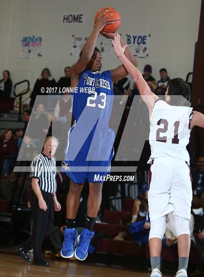 Thumbnail 3 in Port Chester vs Harrison (Dapper McDonald Classic) photogallery.