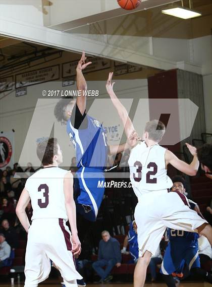 Thumbnail 1 in Port Chester vs Harrison (Dapper McDonald Classic) photogallery.