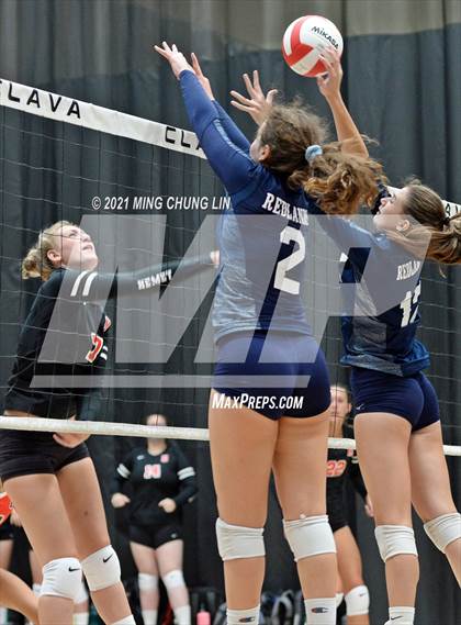 Thumbnail 2 in Redlands vs. Hemet (Queen's Court Tournament) photogallery.