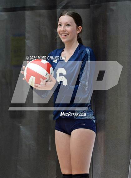 Thumbnail 1 in Redlands vs. Hemet (Queen's Court Tournament) photogallery.