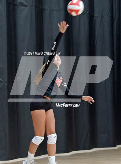 Thumbnail 1 in Redlands vs. Hemet (Queen's Court Tournament) photogallery.