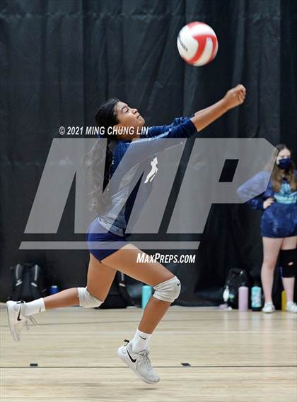 Thumbnail 1 in Redlands vs. Hemet (Queen's Court Tournament) photogallery.