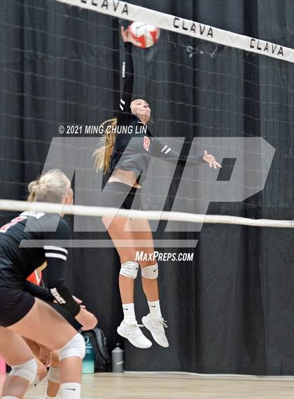 Thumbnail 3 in Redlands vs. Hemet (Queen's Court Tournament) photogallery.