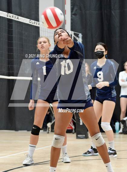 Thumbnail 3 in Redlands vs. Hemet (Queen's Court Tournament) photogallery.