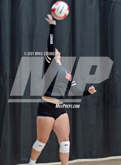 Thumbnail 2 in Redlands vs. Hemet (Queen's Court Tournament) photogallery.