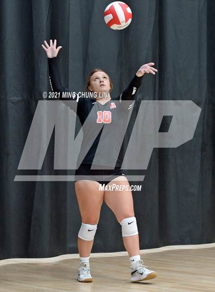 Thumbnail 1 in Redlands vs. Hemet (Queen's Court Tournament) photogallery.