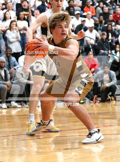 Thumbnail 1 in Shelby vs. Forest Hills (NCHSAA 2A Western Regional Final) photogallery.