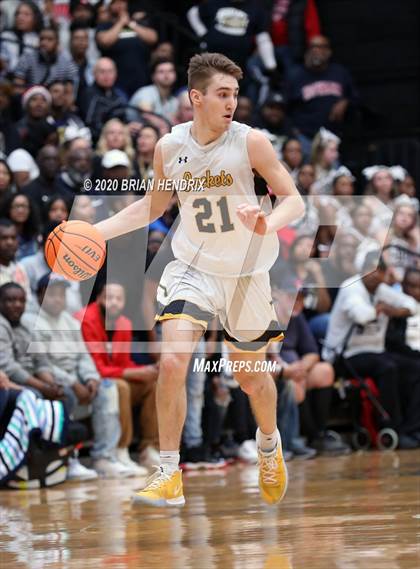 Thumbnail 3 in Shelby vs. Forest Hills (NCHSAA 2A Western Regional Final) photogallery.