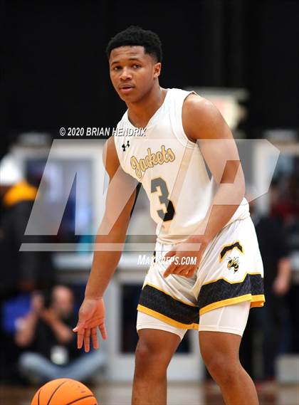 Thumbnail 1 in Shelby vs. Forest Hills (NCHSAA 2A Western Regional Final) photogallery.
