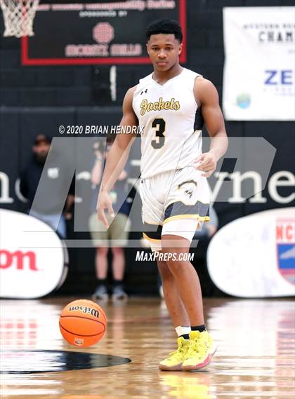 Thumbnail 2 in Shelby vs. Forest Hills (NCHSAA 2A Western Regional Final) photogallery.