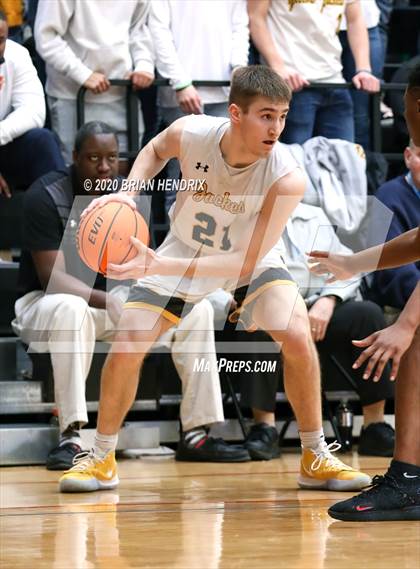 Thumbnail 3 in Shelby vs. Forest Hills (NCHSAA 2A Western Regional Final) photogallery.