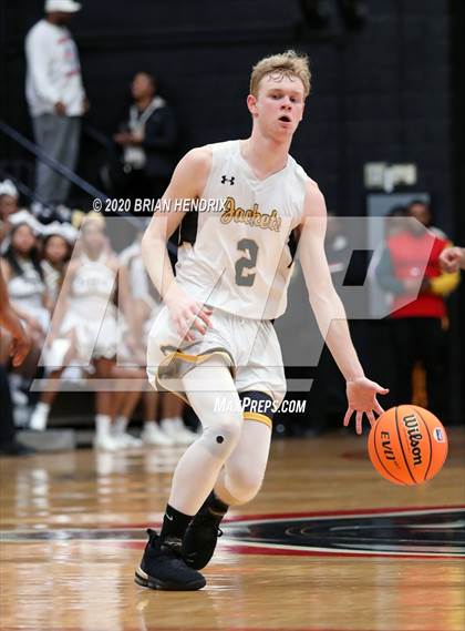 Thumbnail 3 in Shelby vs. Forest Hills (NCHSAA 2A Western Regional Final) photogallery.