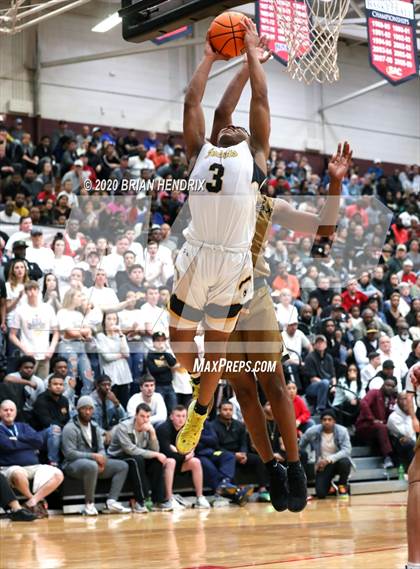 Thumbnail 3 in Shelby vs. Forest Hills (NCHSAA 2A Western Regional Final) photogallery.
