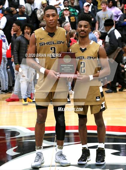 Thumbnail 2 in Shelby vs. Forest Hills (NCHSAA 2A Western Regional Final) photogallery.