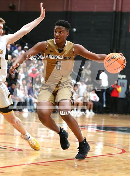 Thumbnail 3 in Shelby vs. Forest Hills (NCHSAA 2A Western Regional Final) photogallery.