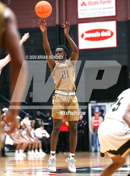Thumbnail 2 in Shelby vs. Forest Hills (NCHSAA 2A Western Regional Final) photogallery.