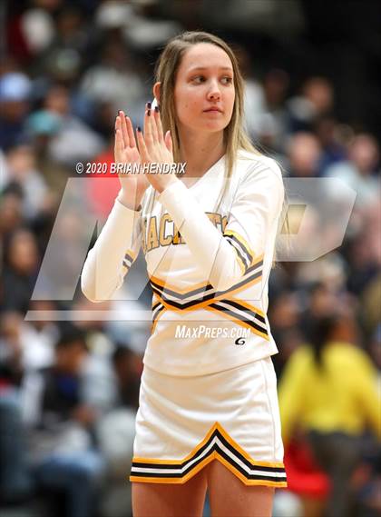 Thumbnail 1 in Shelby vs. Forest Hills (NCHSAA 2A Western Regional Final) photogallery.