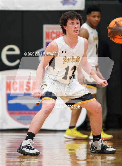 Thumbnail 1 in Shelby vs. Forest Hills (NCHSAA 2A Western Regional Final) photogallery.