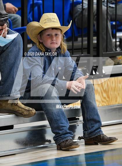 Thumbnail 2 in Lipan @ Huckabay photogallery.