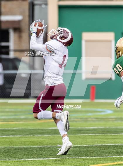 Thumbnail 2 in La Salle Academy vs. Bishop Hendricken (Division 1 Final) photogallery.