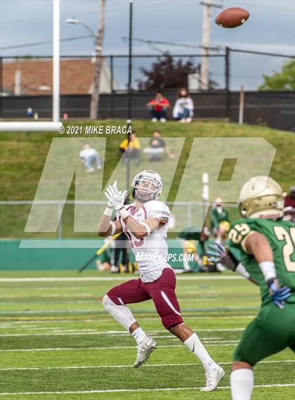 Thumbnail 2 in La Salle Academy vs. Bishop Hendricken (Division 1 Final) photogallery.