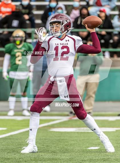 Thumbnail 3 in La Salle Academy vs. Bishop Hendricken (Division 1 Final) photogallery.