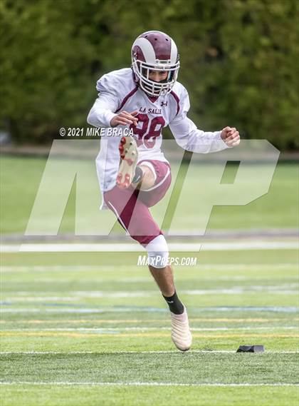 Thumbnail 1 in La Salle Academy vs. Bishop Hendricken (Division 1 Final) photogallery.