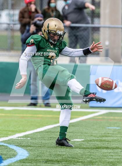 Thumbnail 3 in La Salle Academy vs. Bishop Hendricken (Division 1 Final) photogallery.