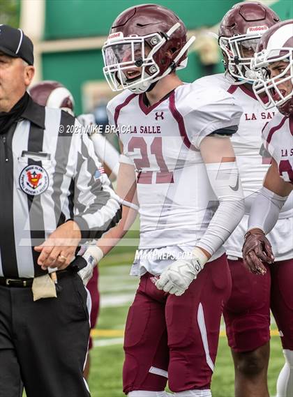 Thumbnail 2 in La Salle Academy vs. Bishop Hendricken (Division 1 Final) photogallery.