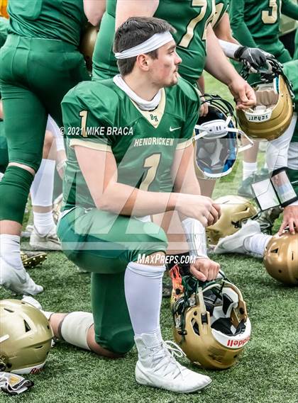 Thumbnail 2 in La Salle Academy vs. Bishop Hendricken (Division 1 Final) photogallery.