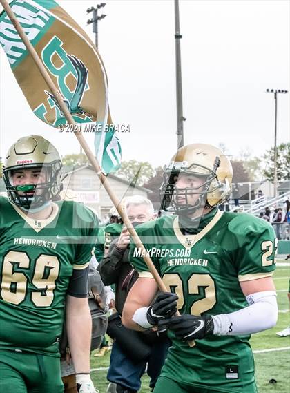 Thumbnail 2 in La Salle Academy vs. Bishop Hendricken (Division 1 Final) photogallery.