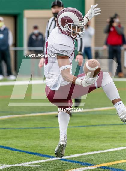 Thumbnail 1 in La Salle Academy vs. Bishop Hendricken (Division 1 Final) photogallery.