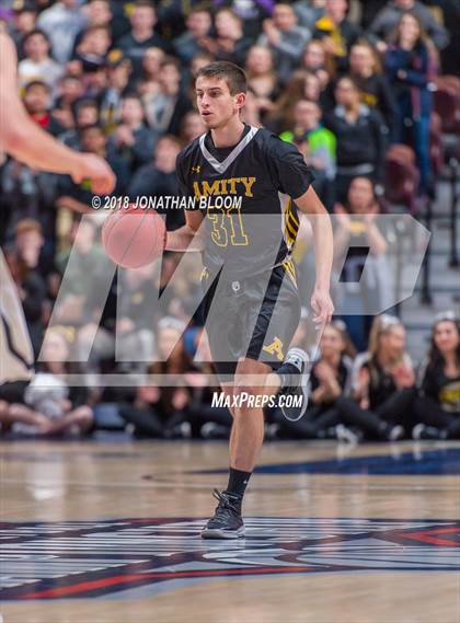 Thumbnail 2 in Immaculate vs. Amity Regional (CIAC D2 Final) photogallery.
