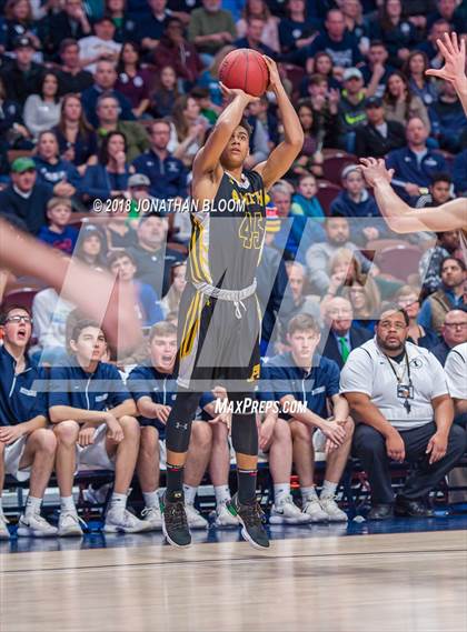 Thumbnail 1 in Immaculate vs. Amity Regional (CIAC D2 Final) photogallery.