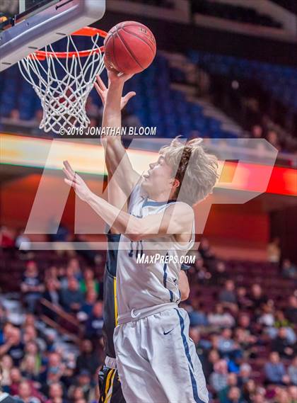 Thumbnail 1 in Immaculate vs. Amity Regional (CIAC D2 Final) photogallery.