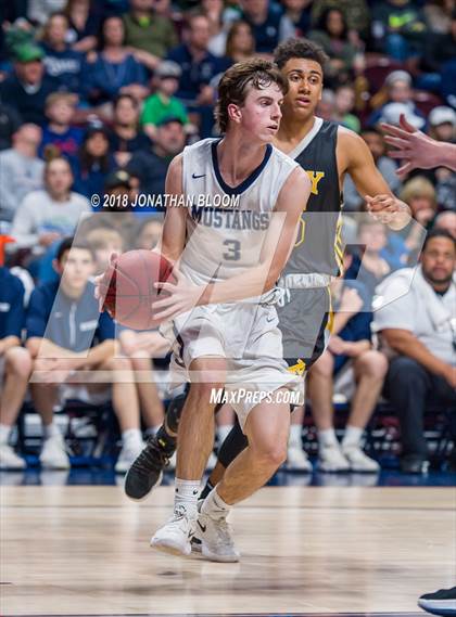 Thumbnail 3 in Immaculate vs. Amity Regional (CIAC D2 Final) photogallery.