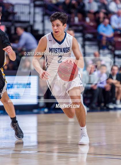 Thumbnail 3 in Immaculate vs. Amity Regional (CIAC D2 Final) photogallery.