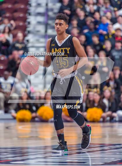 Thumbnail 1 in Immaculate vs. Amity Regional (CIAC D2 Final) photogallery.
